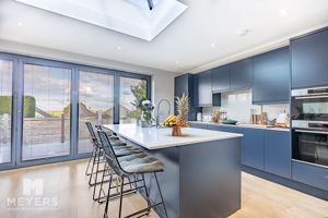 Photo 14- click for photo gallery